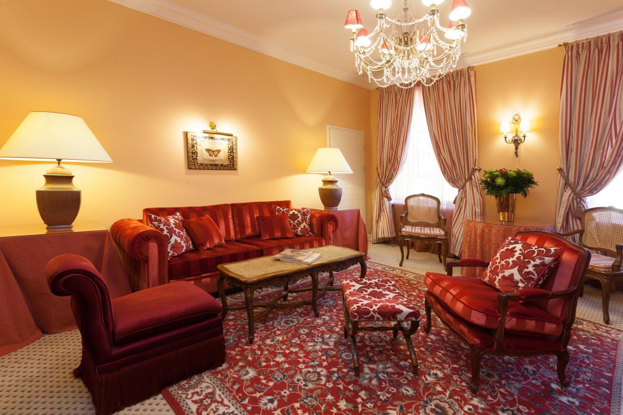 Narutis Hotel - Small Luxury Hotels Of The World วิลนีอุส ห้อง รูปภาพ A living room